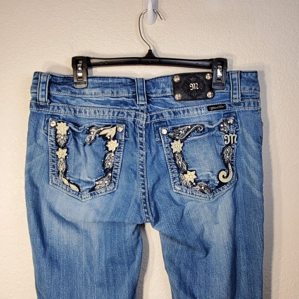 Miss Me Womens Size 29 Medium Wash Bootcut Jeans With Embellished Back Pockets - Picture 11 of 15